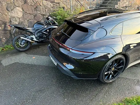 Porsche Taycan 2022 photo 4