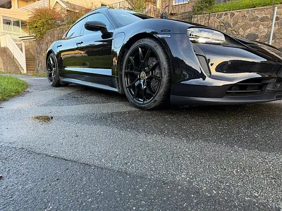 Porsche Taycan 2022 photo 2