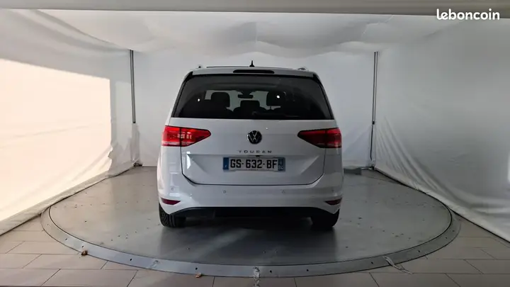 Volkswagen Touran 2023 photo 4