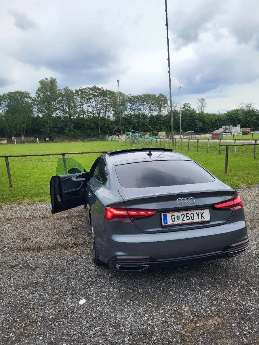 Audi A5 2022 photo 2