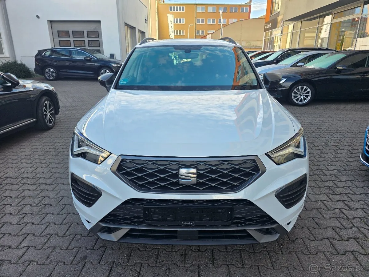 Seat Ateca 2023 photo 2