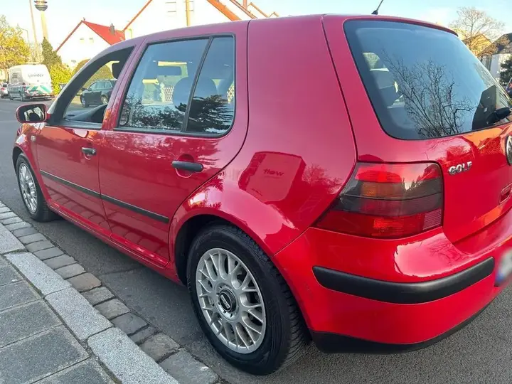 Volkswagen Golf 4
