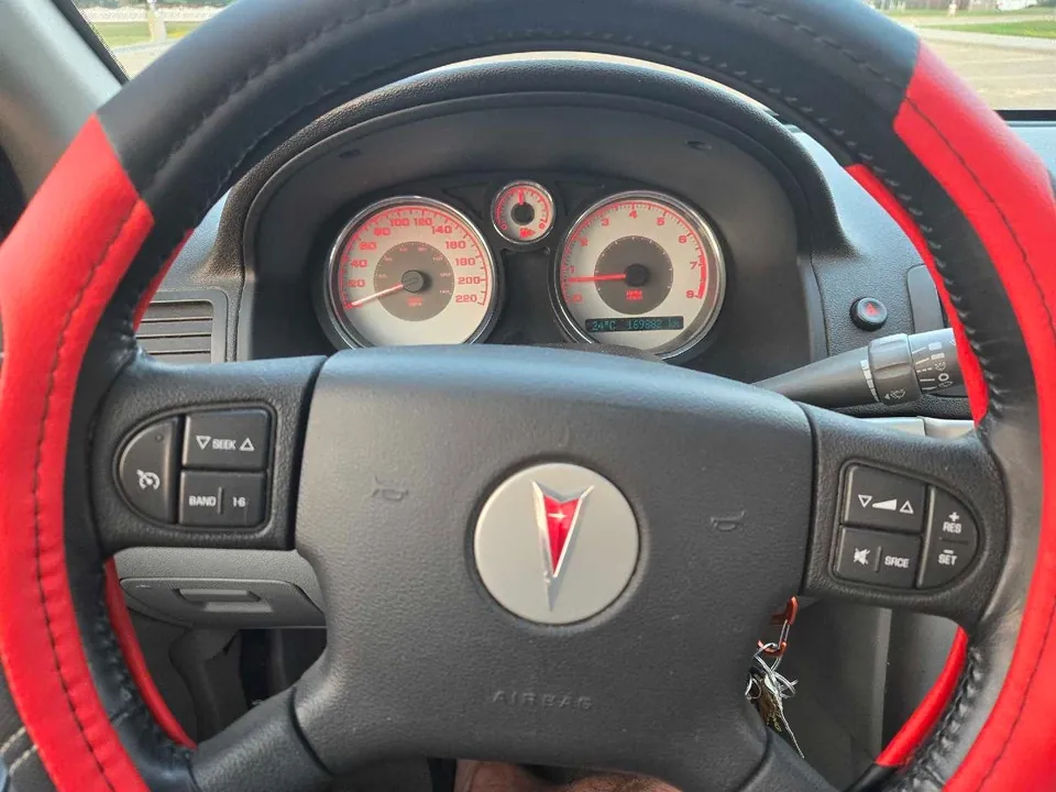 Pontiac G5 2006 photo 3