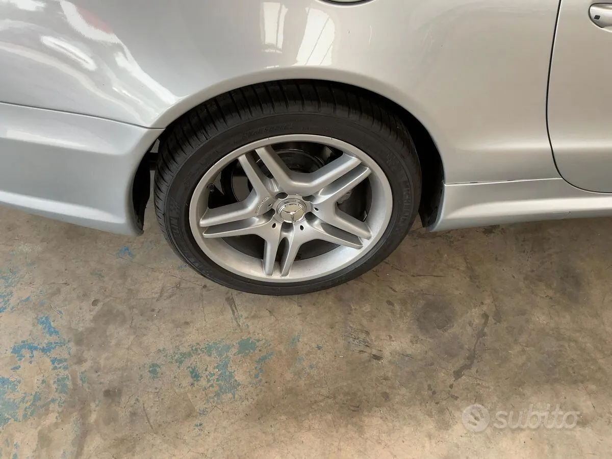 Mercedes-Benz Sl 2006 photo 3