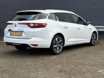Renault Megane Estate 2017 photo 2