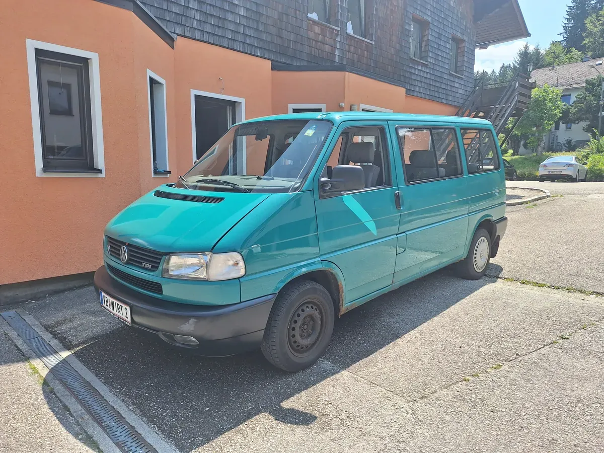 Volkswagen Caravelle