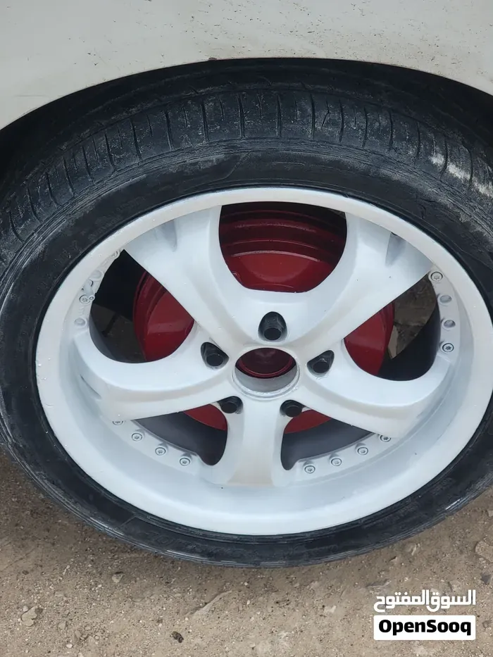 Toyota Voxy 2005 photo 3