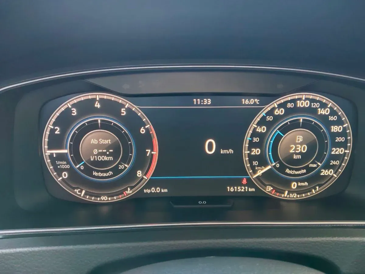 Volkswagen Golf 2018 photo 3