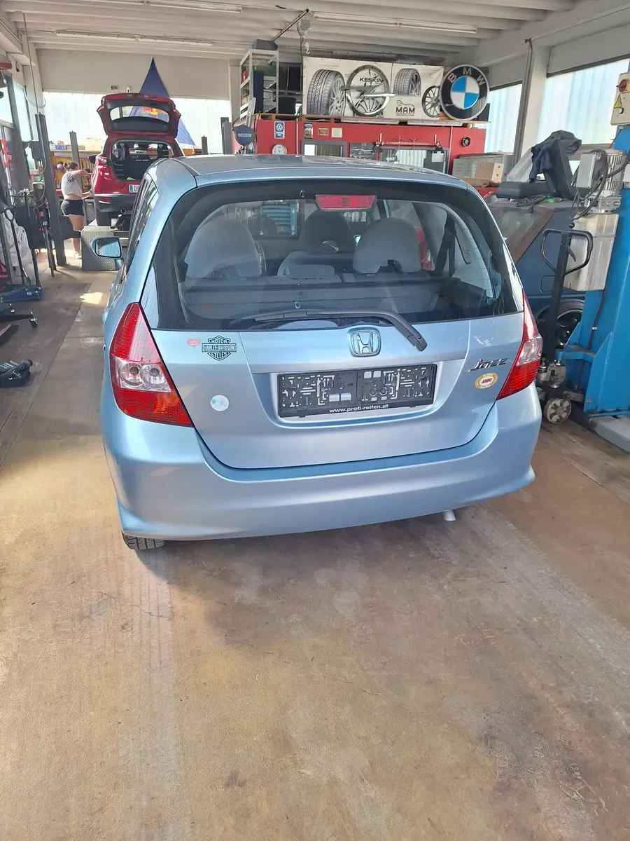 Honda Jazz 2006 photo 2