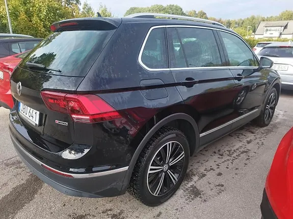Volkswagen Tiguan 2018 photo 2