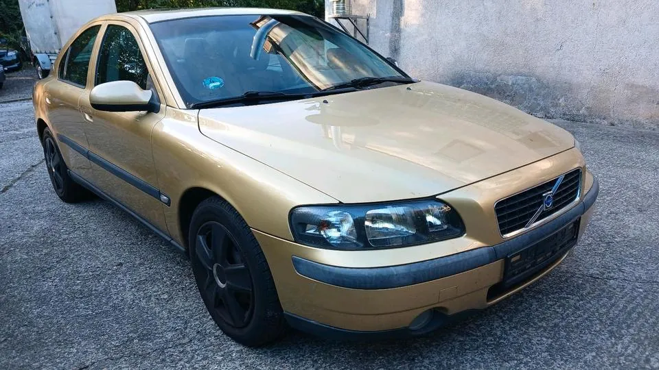 Volvo S60