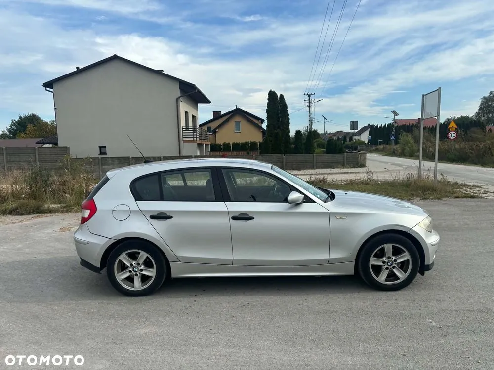 BMW Seria 1 116I 2006 photo 3