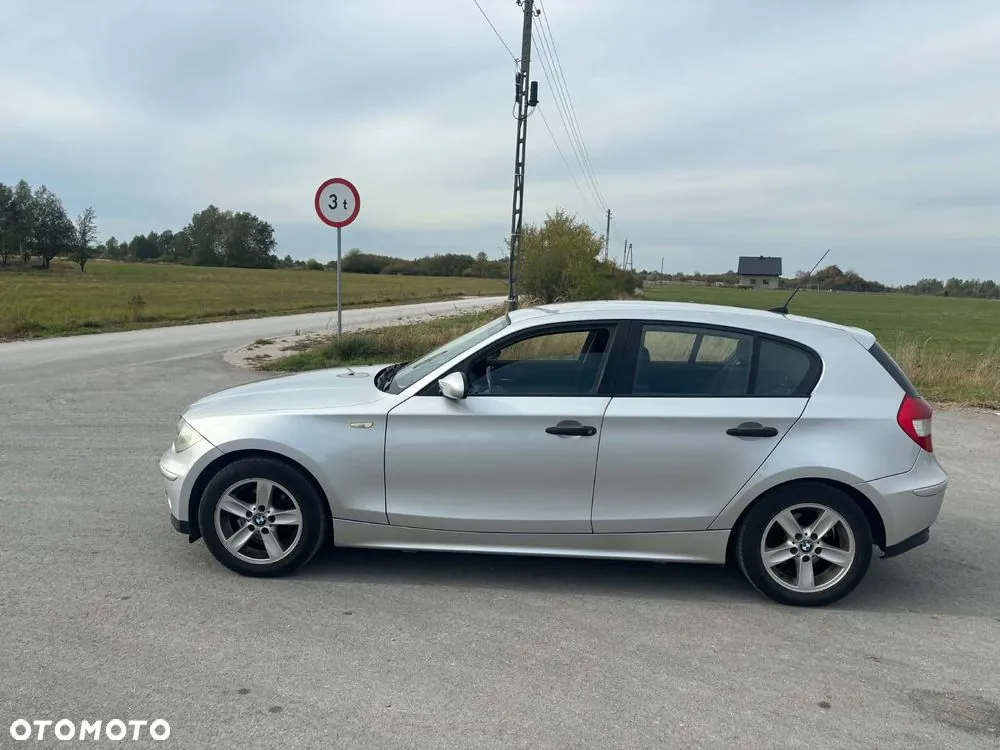 BMW Seria 1 116I 2006 photo 4