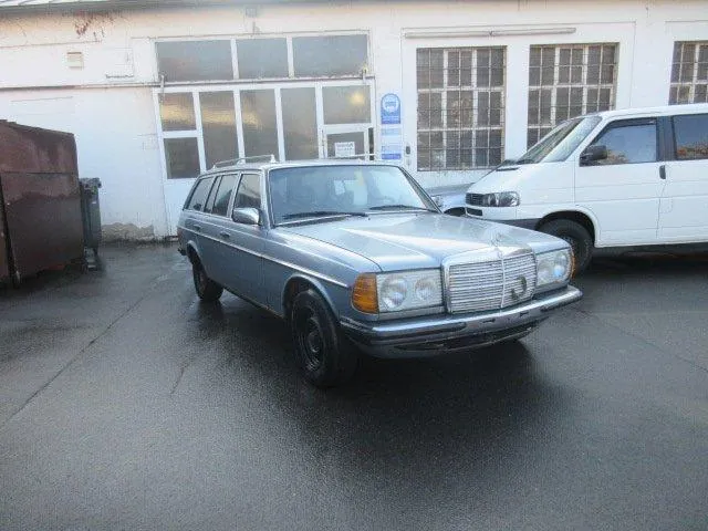 Mercedes-Benz W123