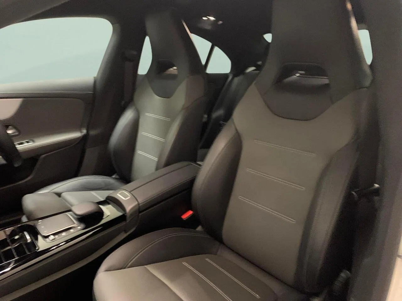 Mercedes-Benz Cla 2022 photo 5