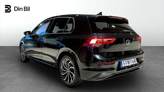 Volkswagen Golf I 2021 photo 3