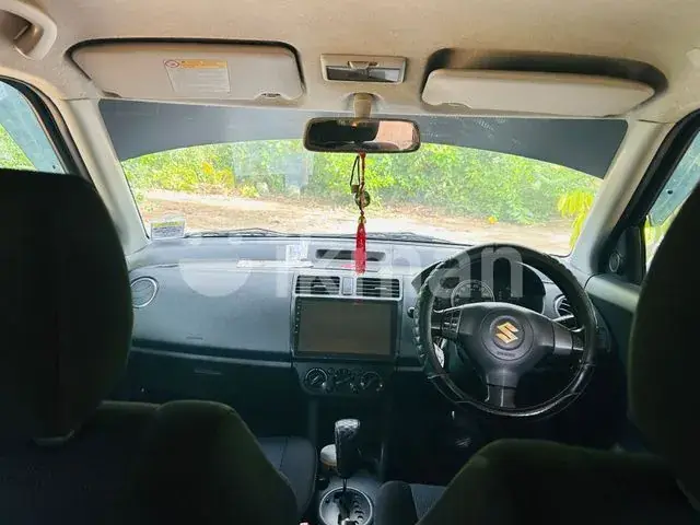Suzuki Swift 2007 photo 3