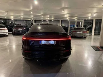 Audi Q8 E-Tron 2025 photo 2