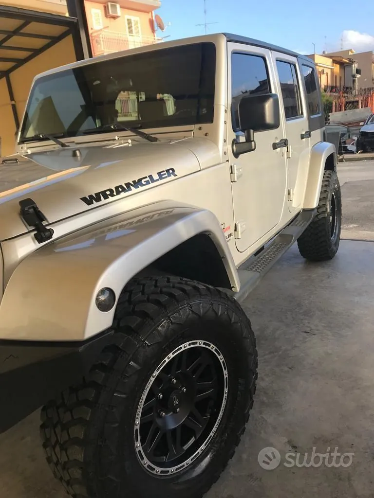 Jeep Wrangler 2010 photo 2