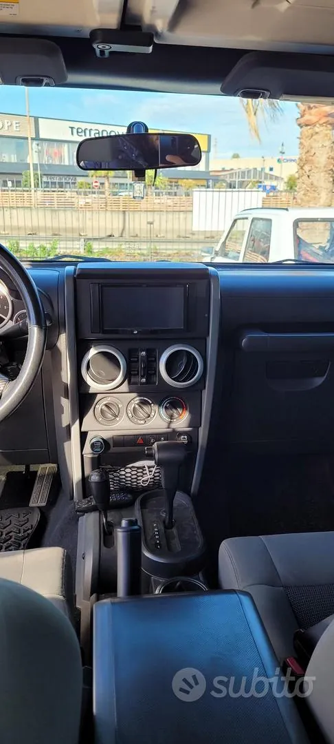 Jeep Wrangler 2010 photo 5