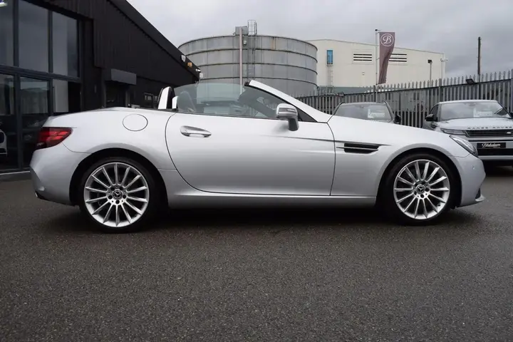 Mercedes-Benz Slc 2018 photo 4