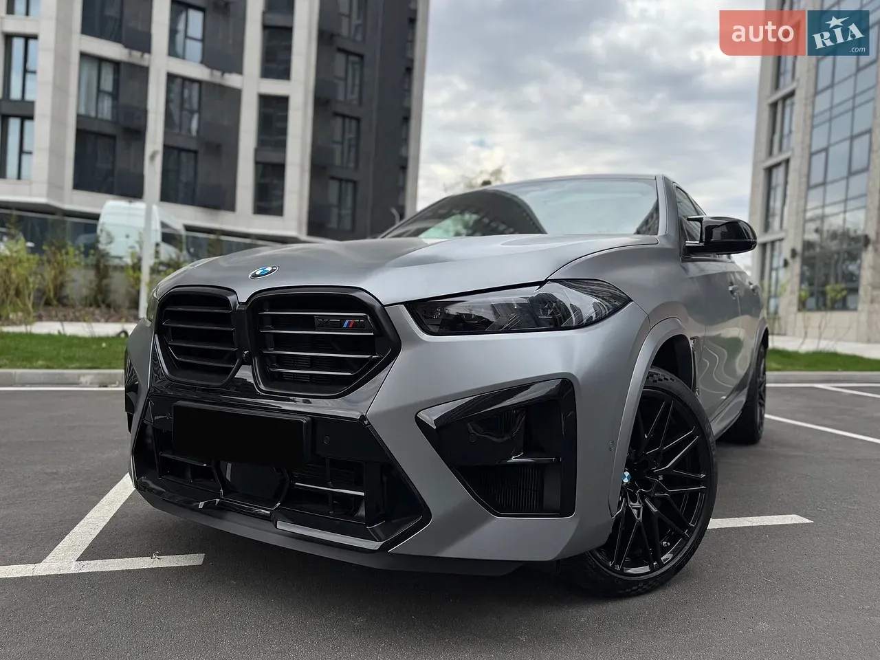 BMW X6 M 2023 photo 4
