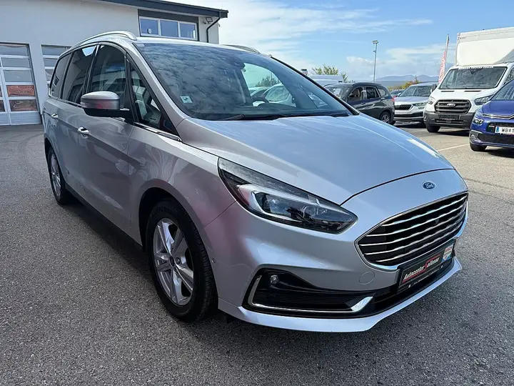 Ford Galaxy 2022 photo 3