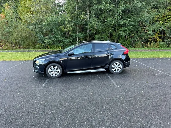 Volvo V40 Cross Country 2013 photo 3