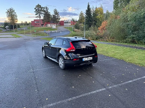 Volvo V40 Cross Country 2013 photo 5