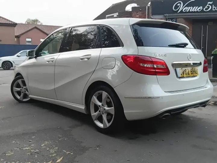 Mercedes-Benz B-Class 2012 photo 4