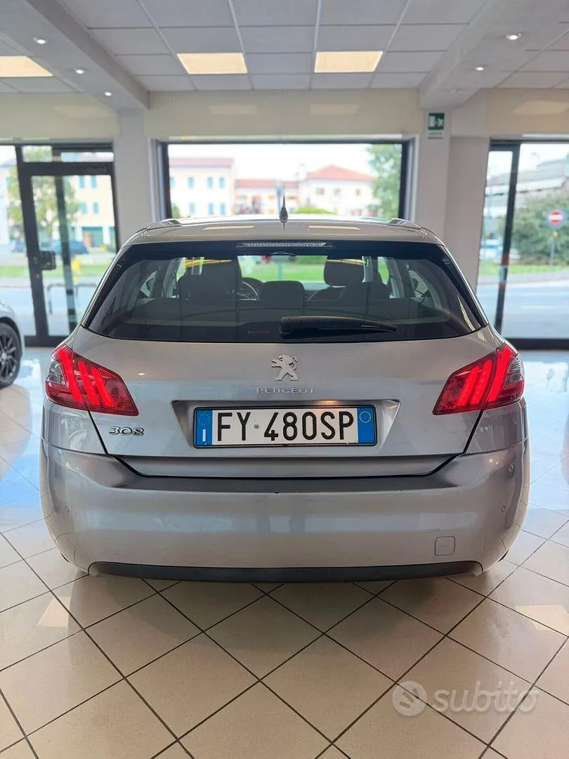 Peugeot 308 2019 photo 4