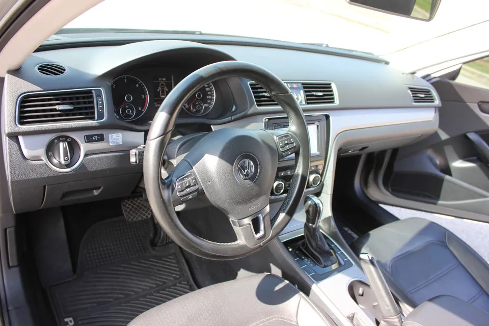 Volkswagen Passat 2014 photo 4