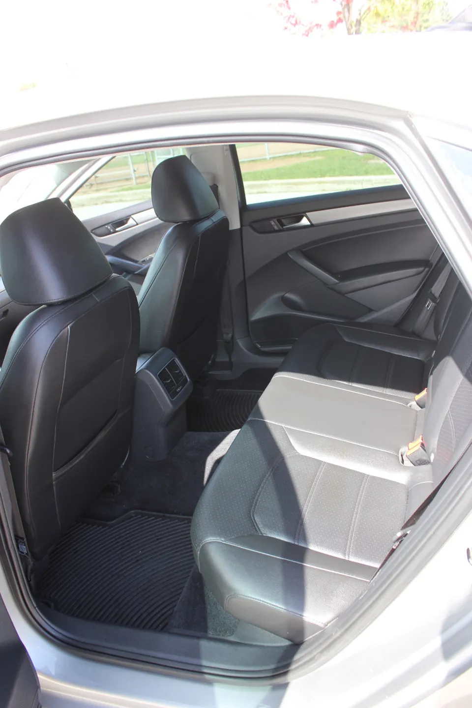 Volkswagen Passat 2014 photo 5