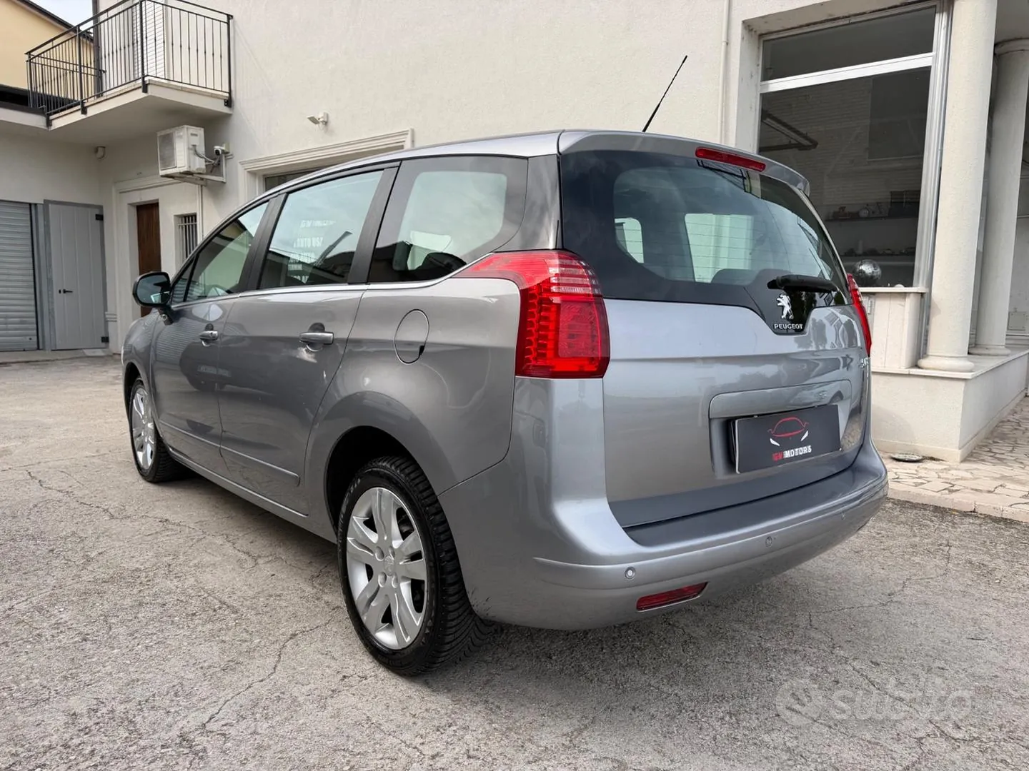 Peugeot 5008 2014 photo 3
