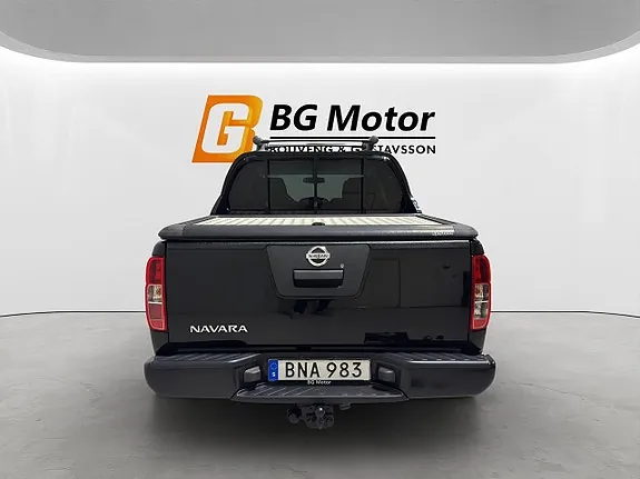 Nissan Navara 2015 photo 5