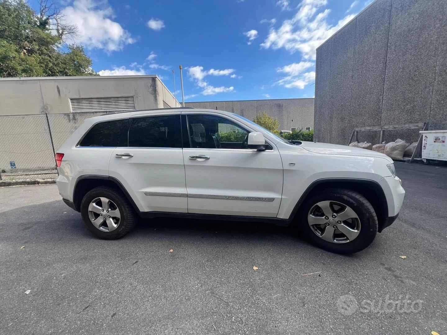 Jeep Grand Cherokee 2012 photo 4
