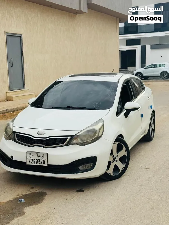 Kia Rio 2013 photo 3