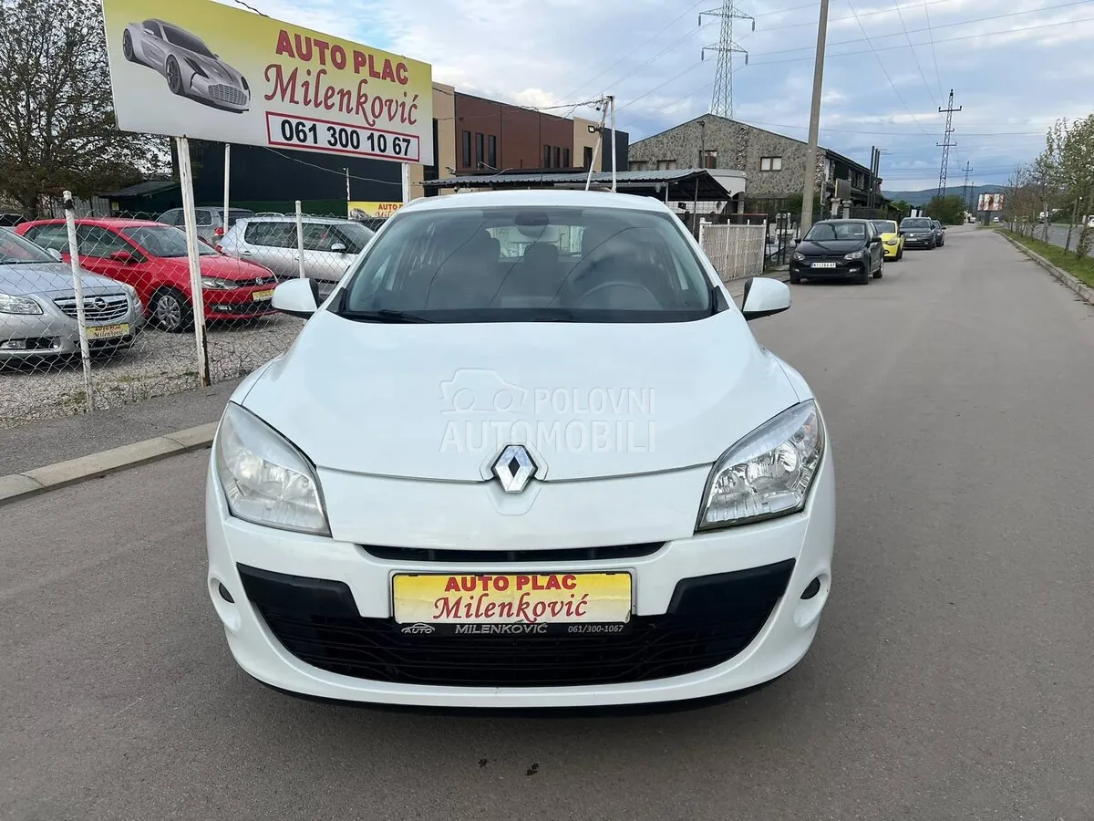 Renault Megane 2010 photo 2