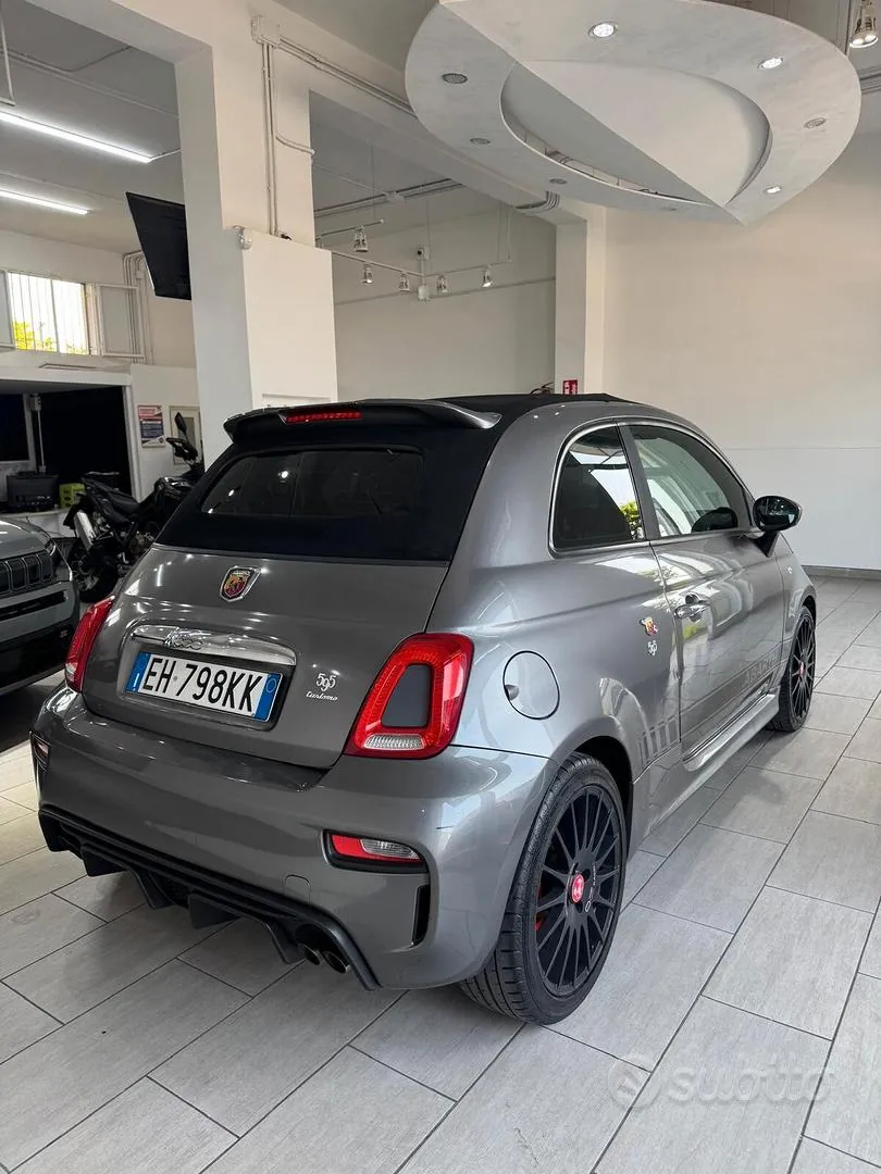 Abarth 500 2011 photo 5