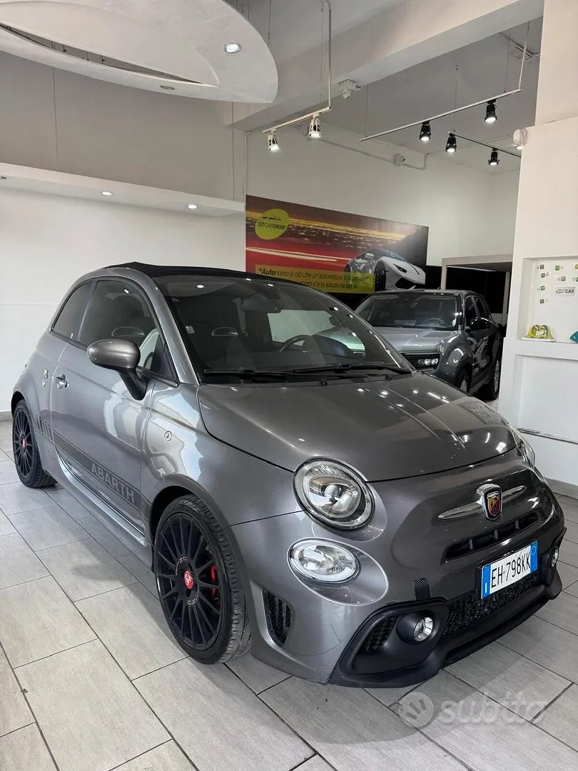 Abarth 500 2011 photo 3