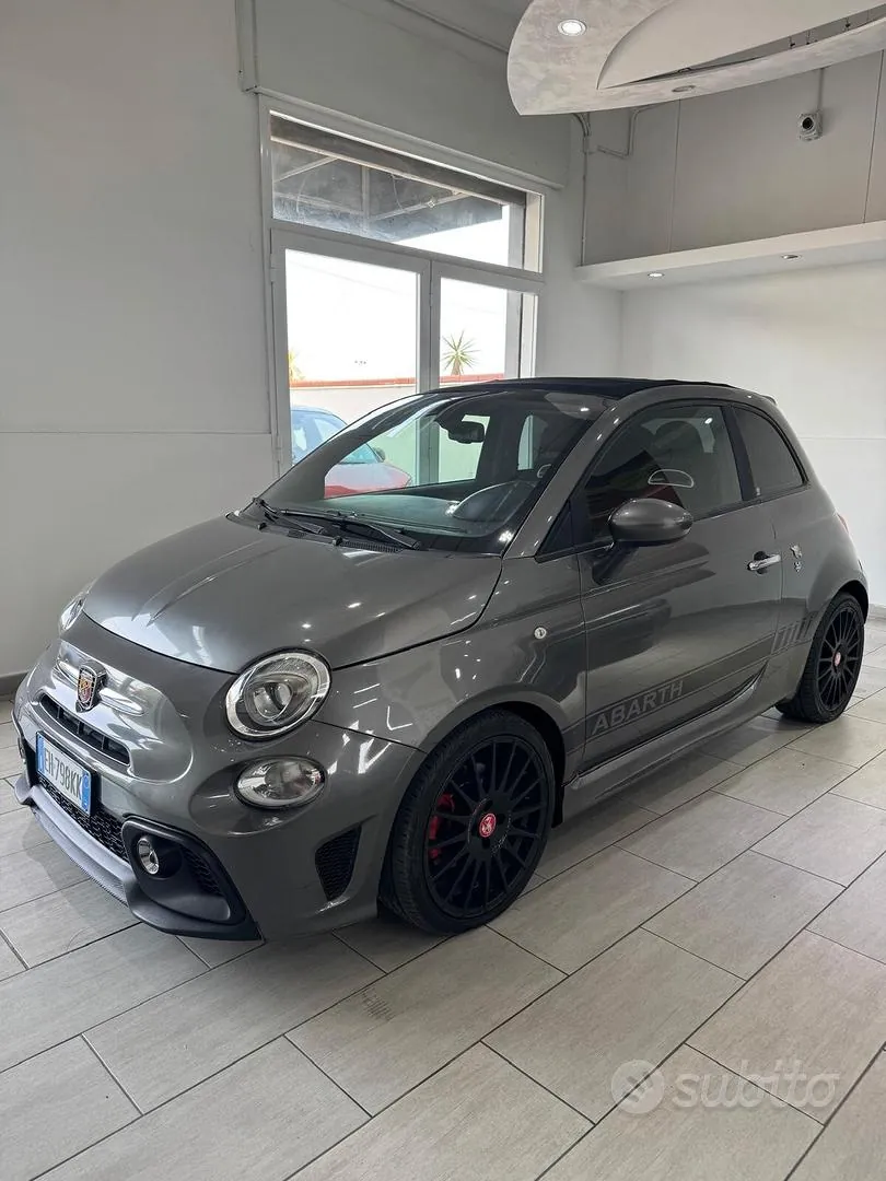 Abarth 500 2011 photo 4