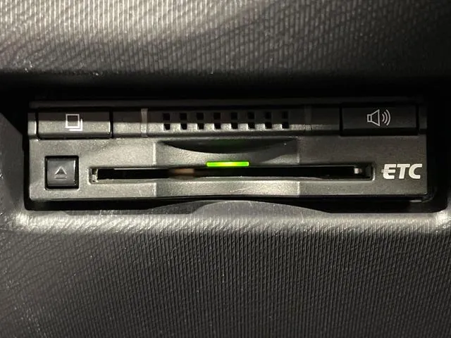 Toyota Aqua G 2015 photo 4