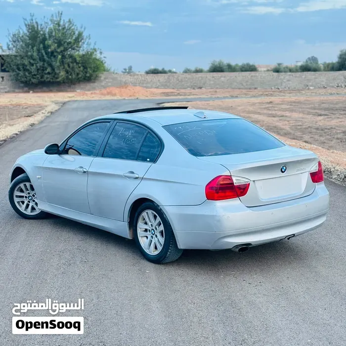 BMW 3 Series 2008 photo 2