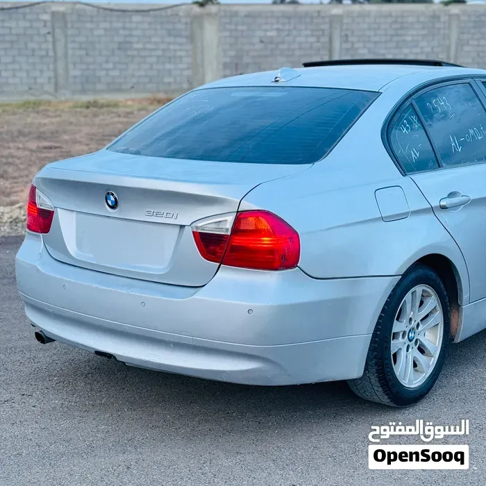 BMW 3 Series 2008 photo 3