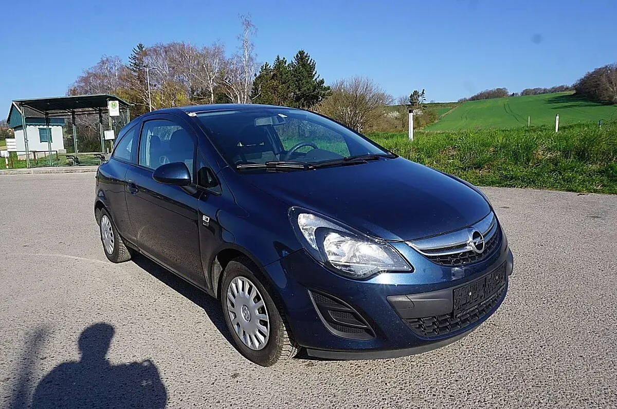 Opel Corsa 2014 photo 2