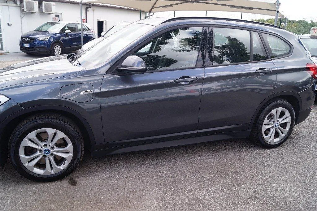 BMW X1 2022 photo 2