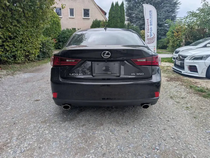 Lexus Is 350 2013 photo 4