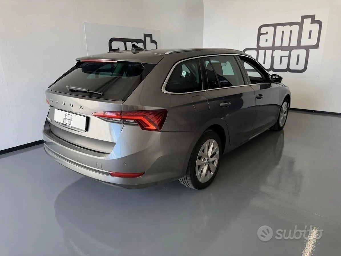 Skoda Octavia 2023 photo 4