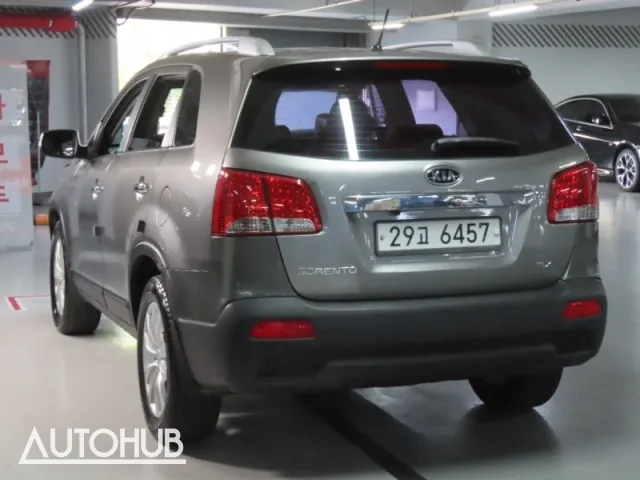 Kia Sorento 2011 photo 4