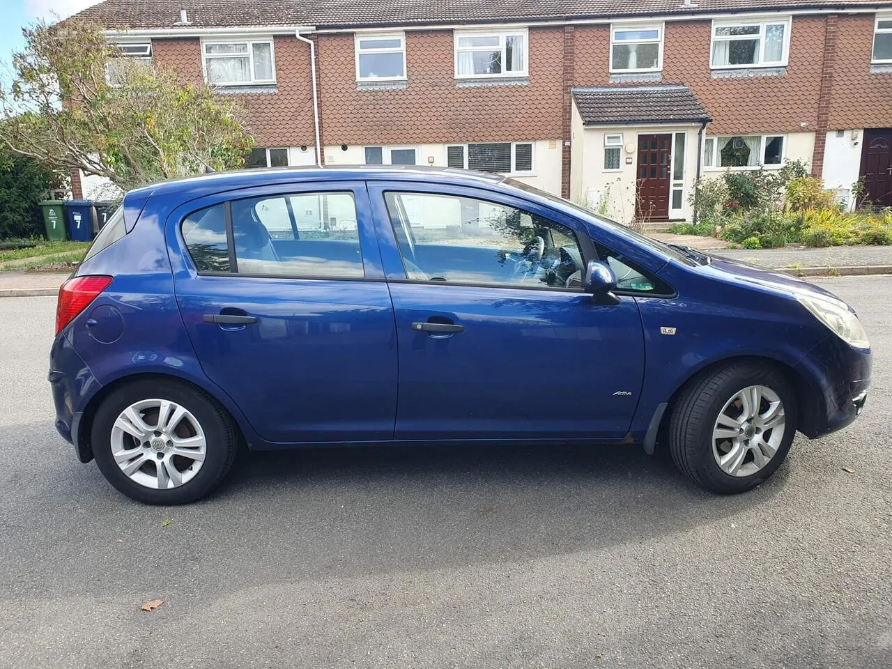 Vauxhall Corsa 2009 photo 3